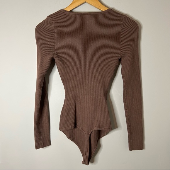 Abercrombie & Fitch Chocolate Brown Ribbed Long Sleeve Bodysuit - Picture 2 of 5